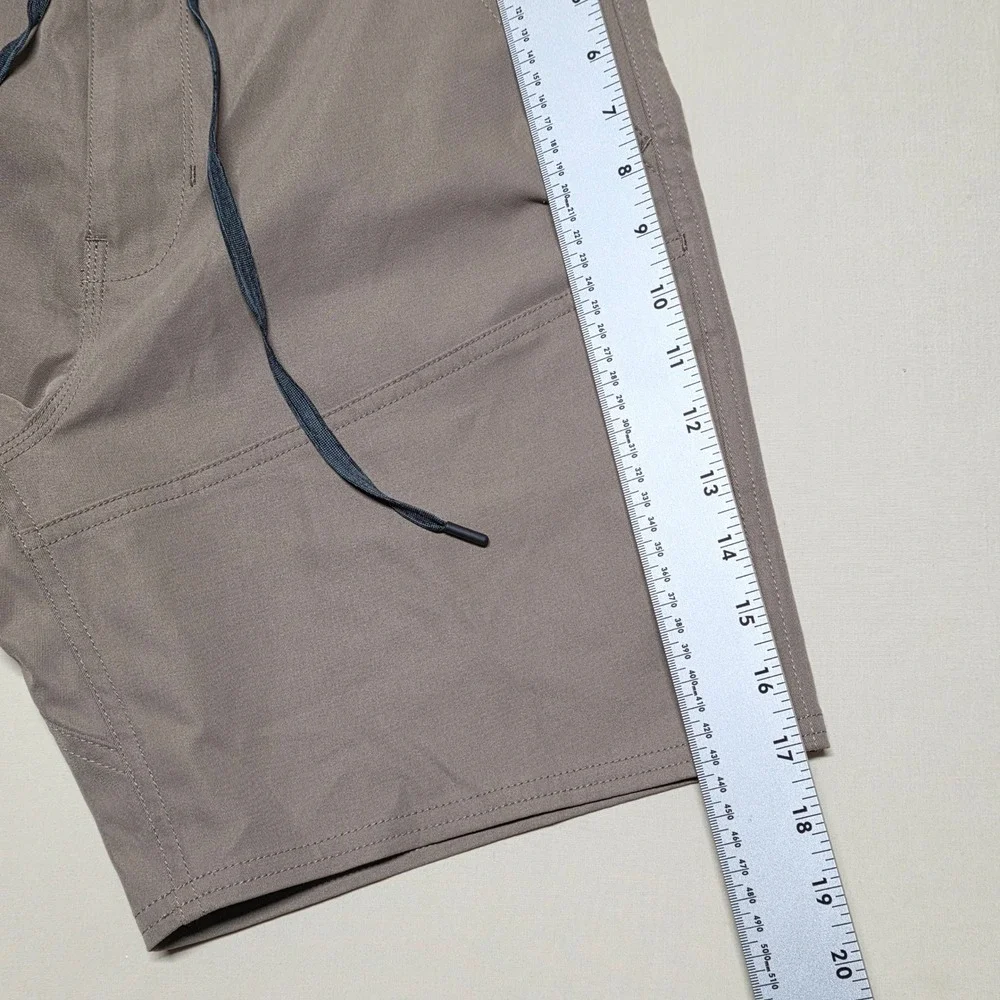 Roark Men Brown Adventure Chinos/Shorts Size 30 Quick Dry Lightweight Outdoor